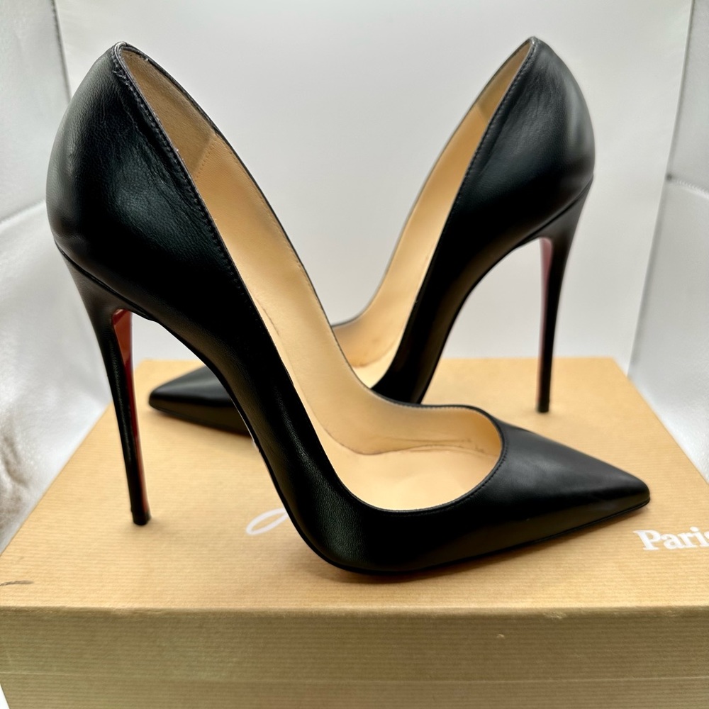 Authentic Christian Louboutin Pigalle Black Leather Pumps.